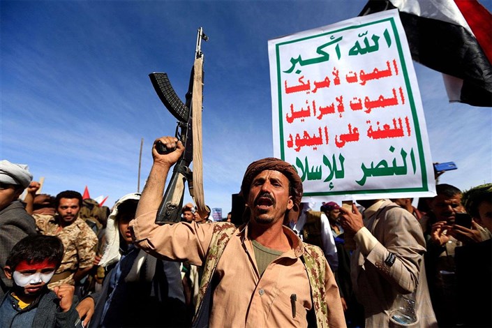 شورش سه گردان نزدیک به عربستان و پیوستن به متحدان امارات