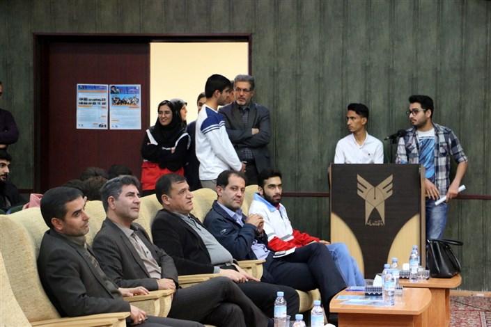 آیین گرامیداشت روز دانشجو در واحد سمنان برگزار شد