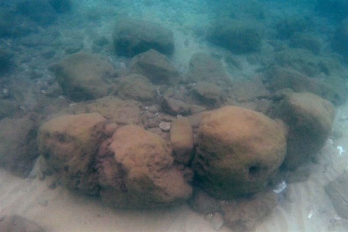 کشف دیوار 7هزار ساله در کف دریا