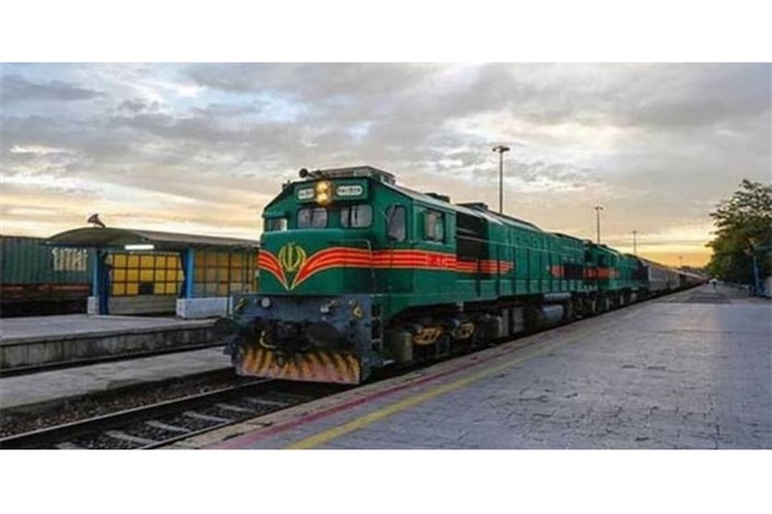  خروج یک بوژی لکوموتیو قطار‌ تهران-زاهدان از خط/ قطار تا دقایقی دیگر حرکت می‌کند