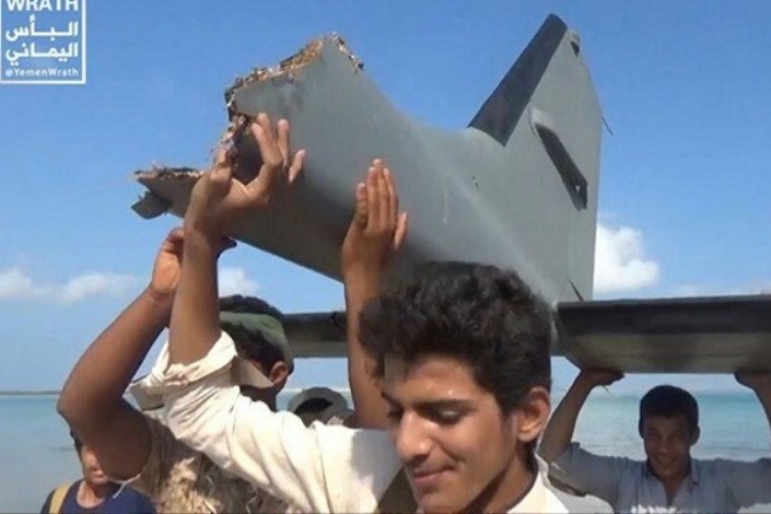 ارتش یمن یک پهپاد متجاوز ائتلاف سعودی را در آسمان الحدیده سرنگون کرد