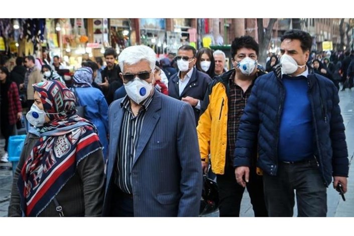 پخش رایگان کیف‌های حاوی ماسک، مایع ضدعفونی به مردم