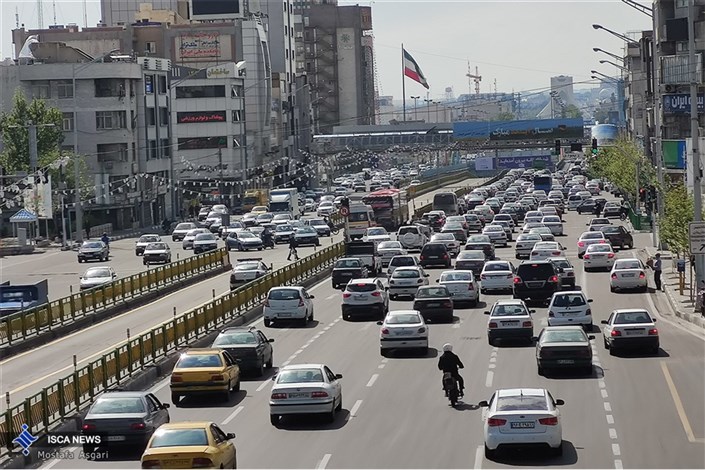 ترافیک صبحگاهی تهران در بیست و هشتمین روز از بهار