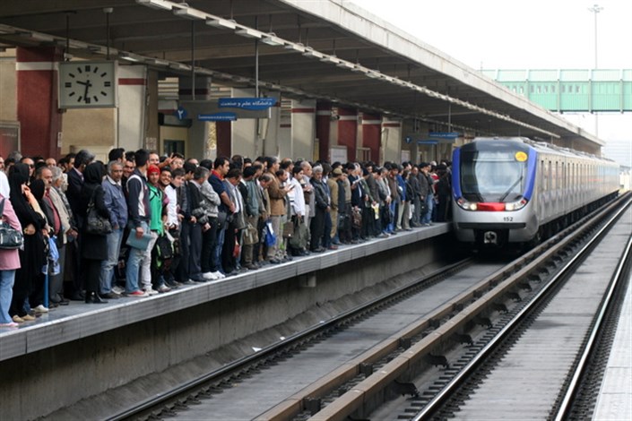 هشدار در مورد احتمال انتقال ‌کرونا در مترو