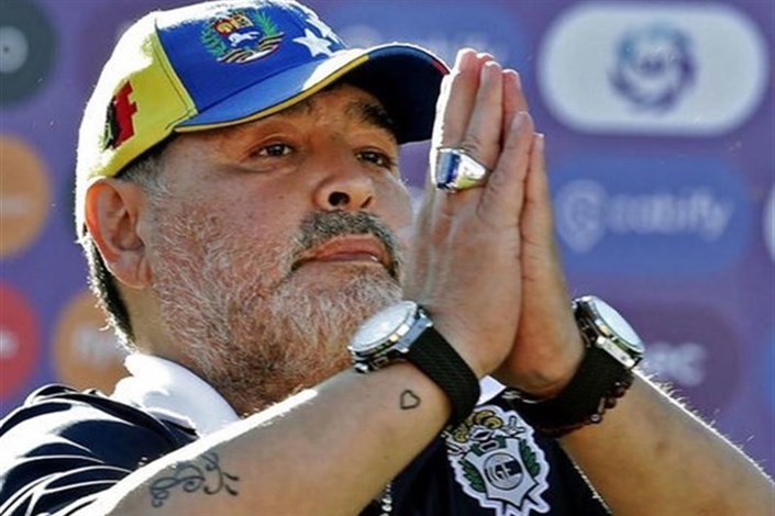 مارادونا: ورزشکاران از تمرین و دعا دست برندارند