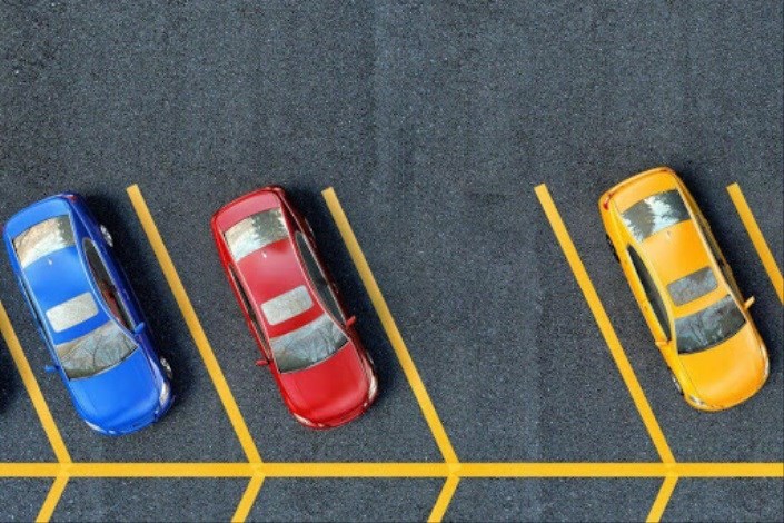 اجرای پروژه پارکینگ حاشیه‌ای در کلانشهرهای کشور 