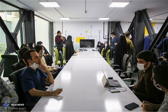 چالشِ مهاجرت نخبگان به کلان‌شهرها/ اشتغالِ دانشجویان غیربومی در دانشگاه آزاد استان تهران تضمین می‌شود