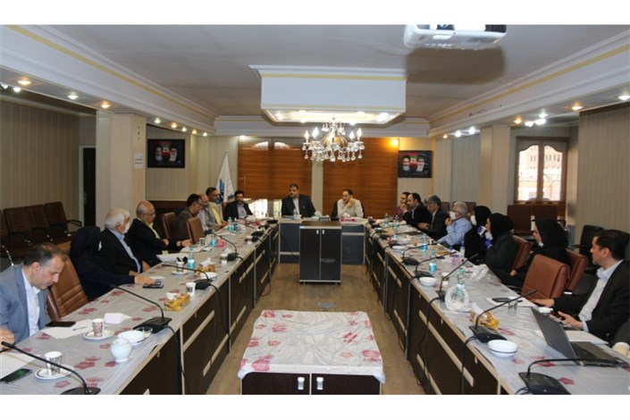 نخستین جلسه هیئت رئیسه دانشگاه علوم پزشکی آزاد تهران برگزار شد