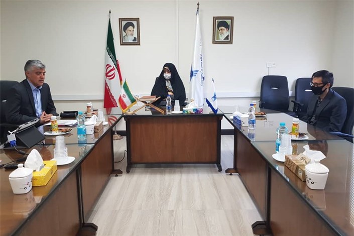 جلسه بازاریابی از مراکز آزمایشگاهی و تحقیقاتی دانشگاه آزاد تهران غرب برگزار شد